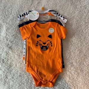 Members mark 12m 5 pack onesies